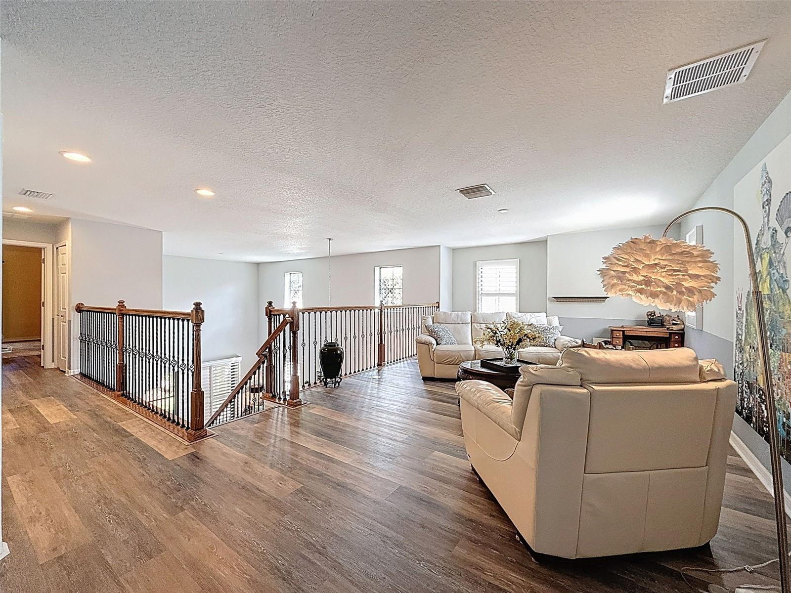 2539 SILVERBACK CT — photo 25
