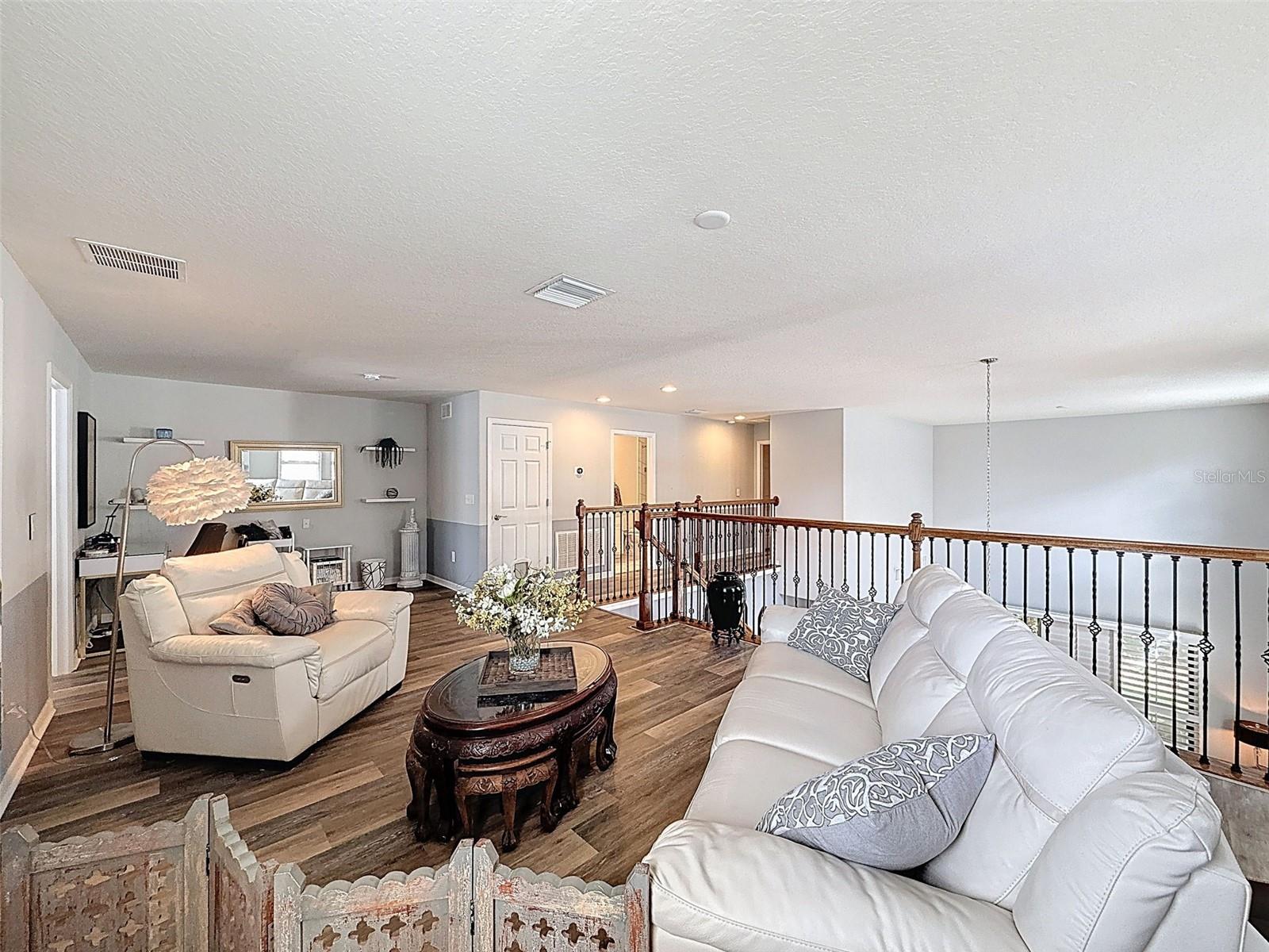 2539 SILVERBACK CT — photo 26