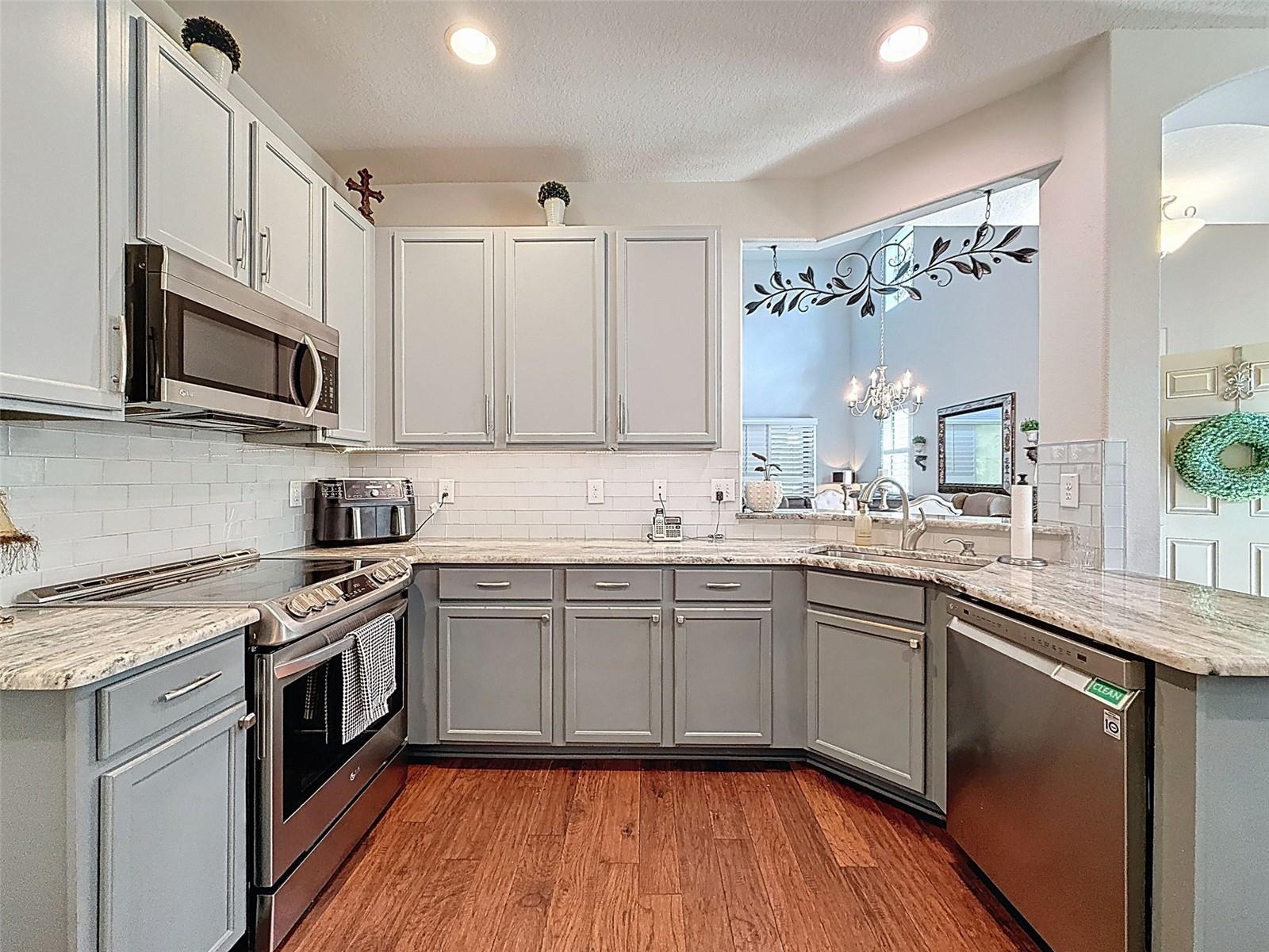 2539 SILVERBACK CT — photo 10