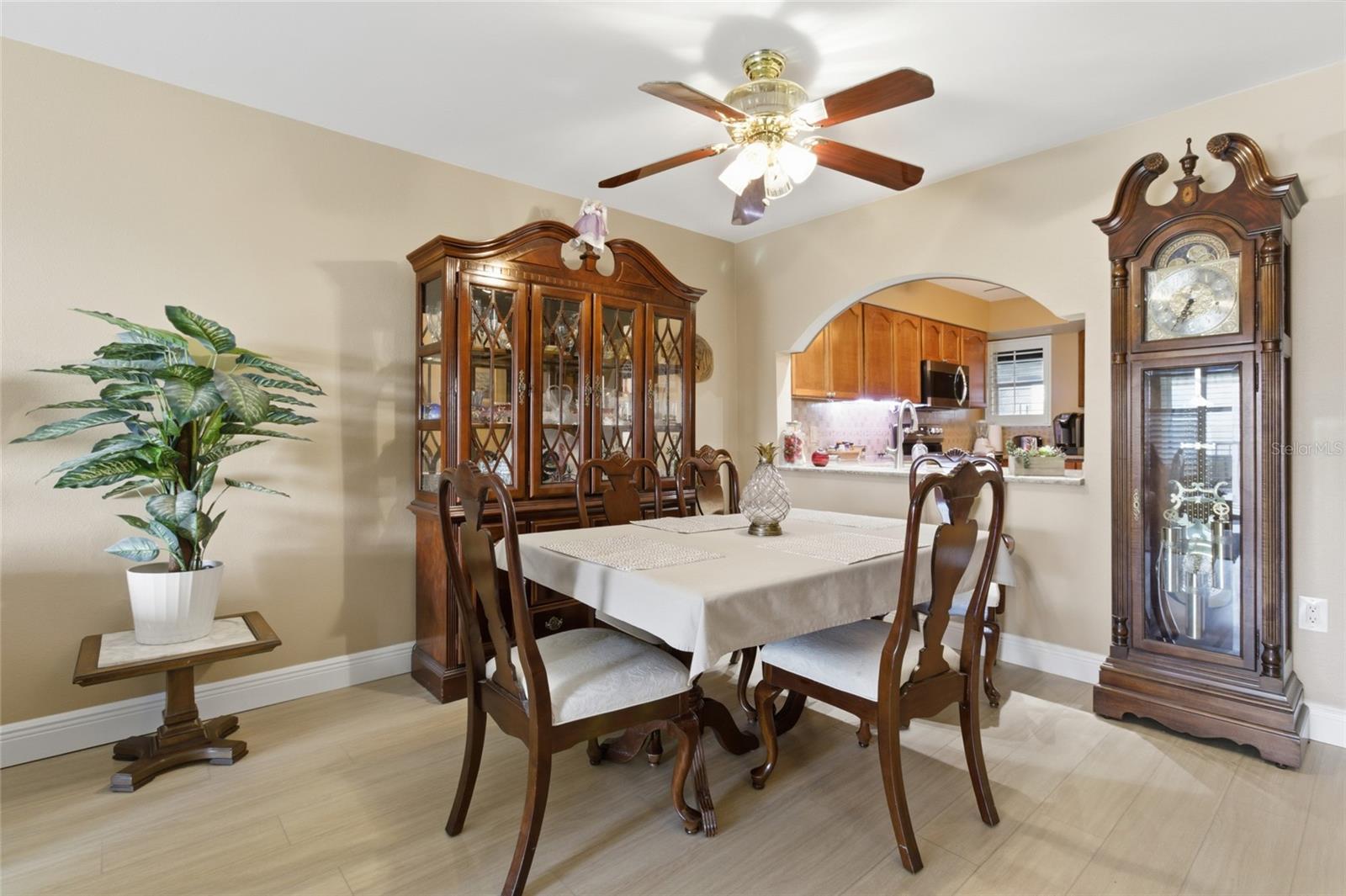 5567 SEA FOREST DR #323 — photo 11