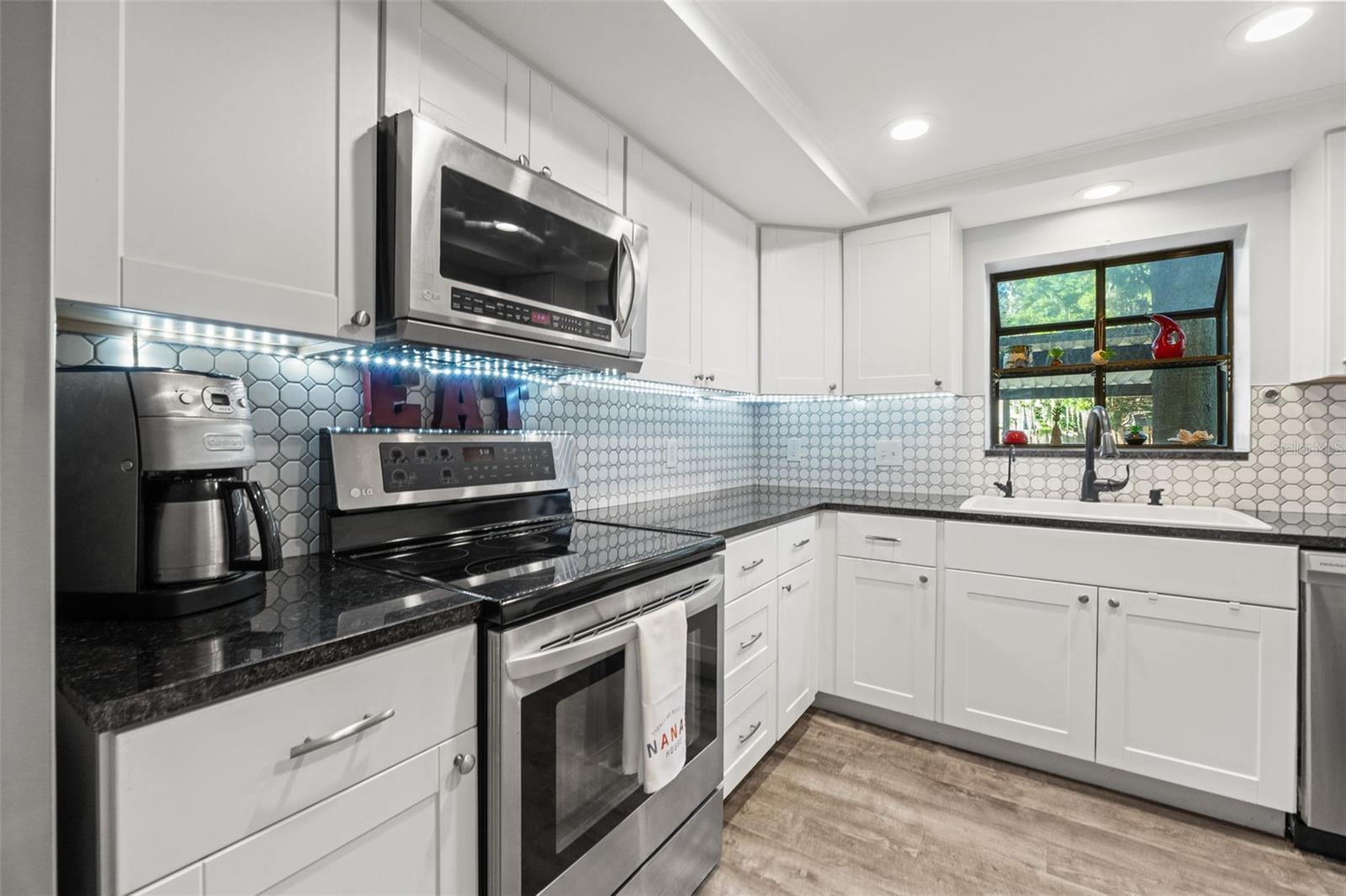 300 S FLORIDA AVE #600F — photo 17
