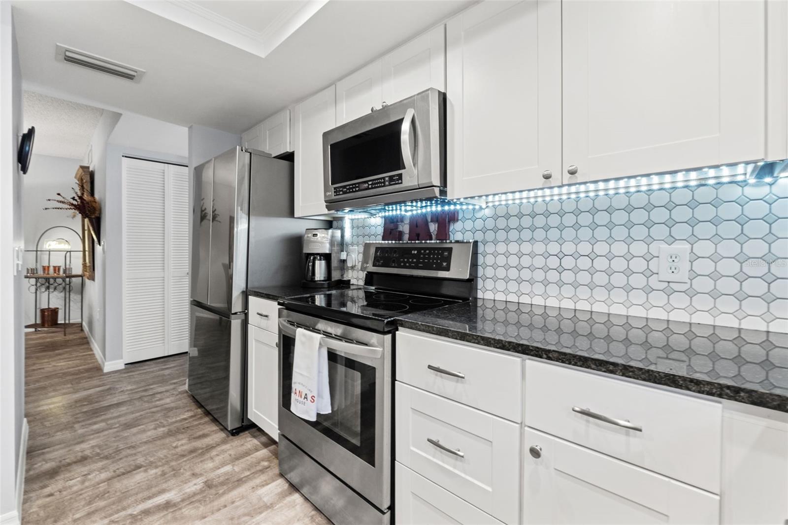 300 S FLORIDA AVE #600F — photo 16