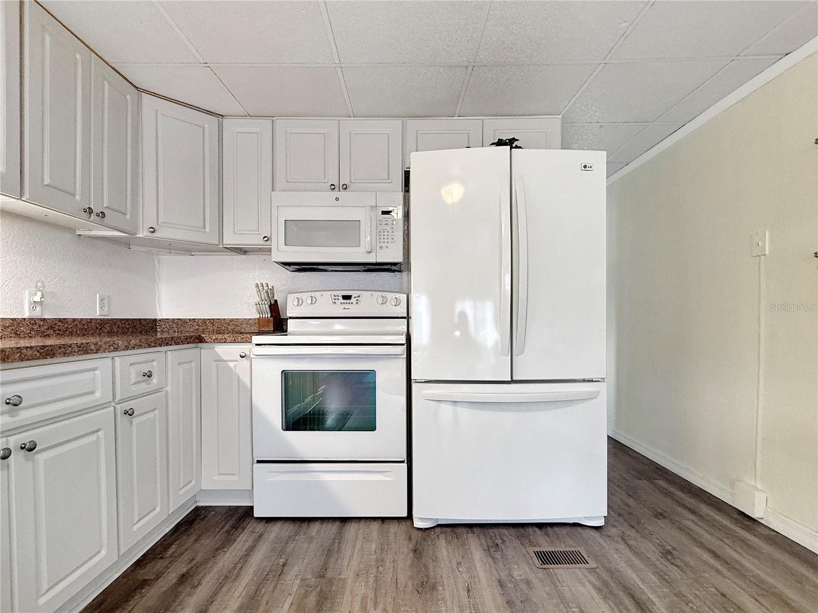 5559 HOLIDAY PARK BLVD — photo 10