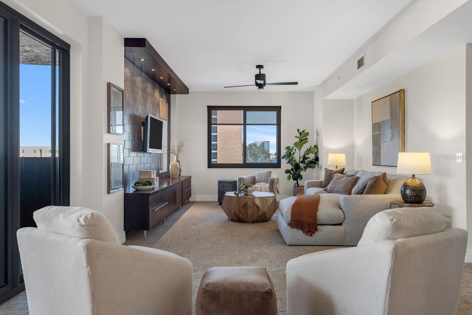 1108 N FRANKLIN ST #605 — photo 10