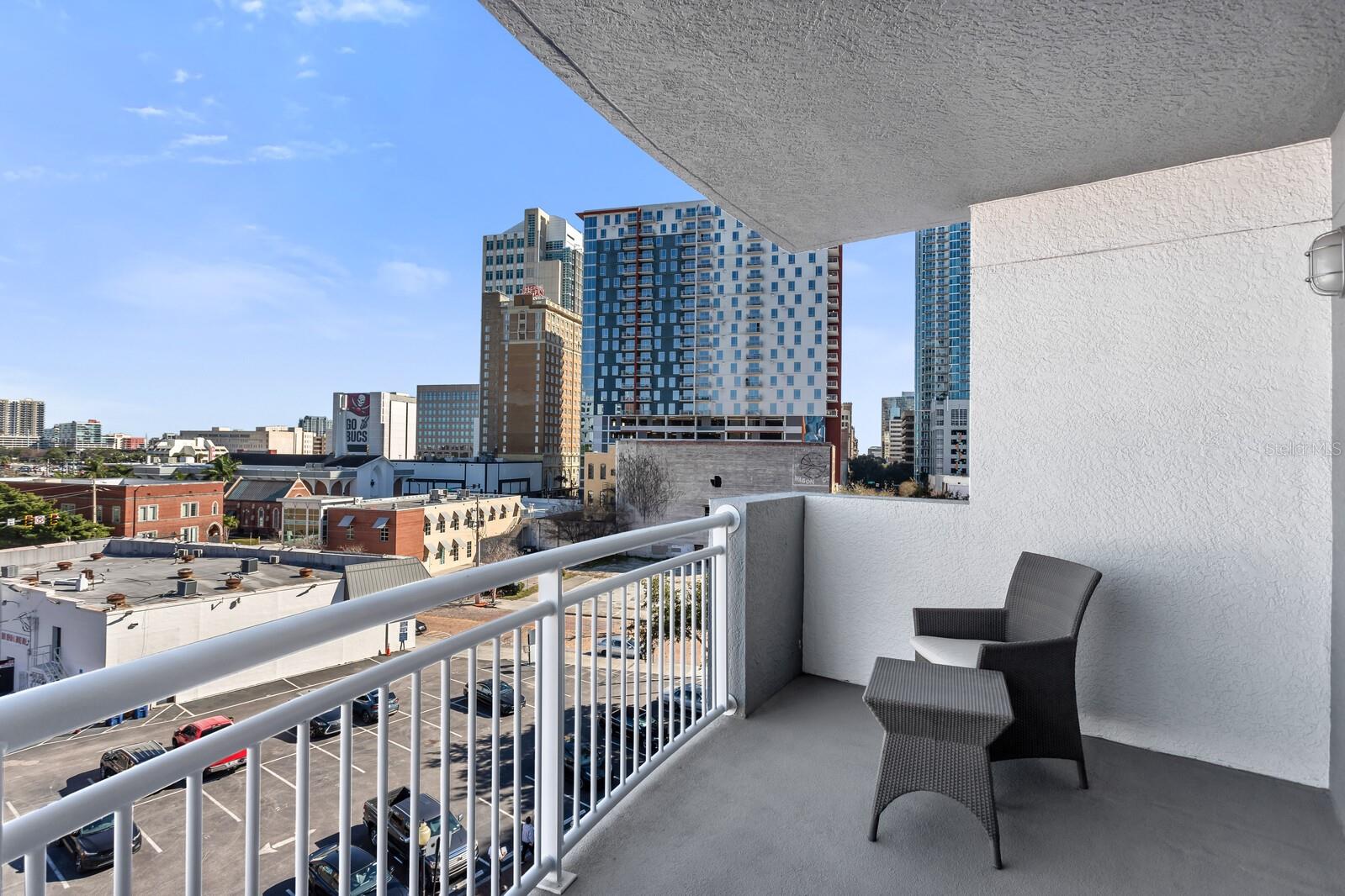 1108 N FRANKLIN ST #605 — photo 28