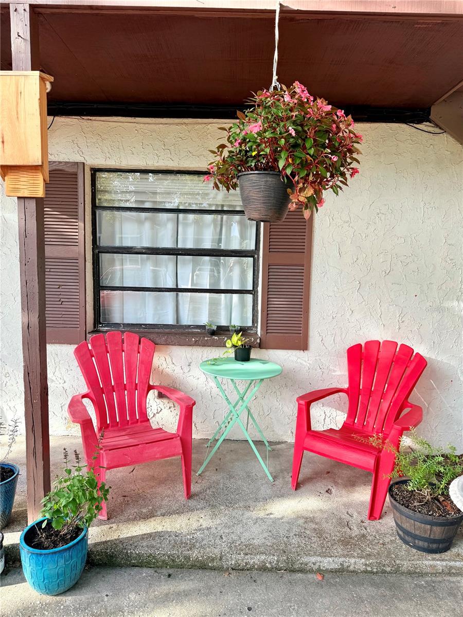 9402 N SEMMES ST — photo 11