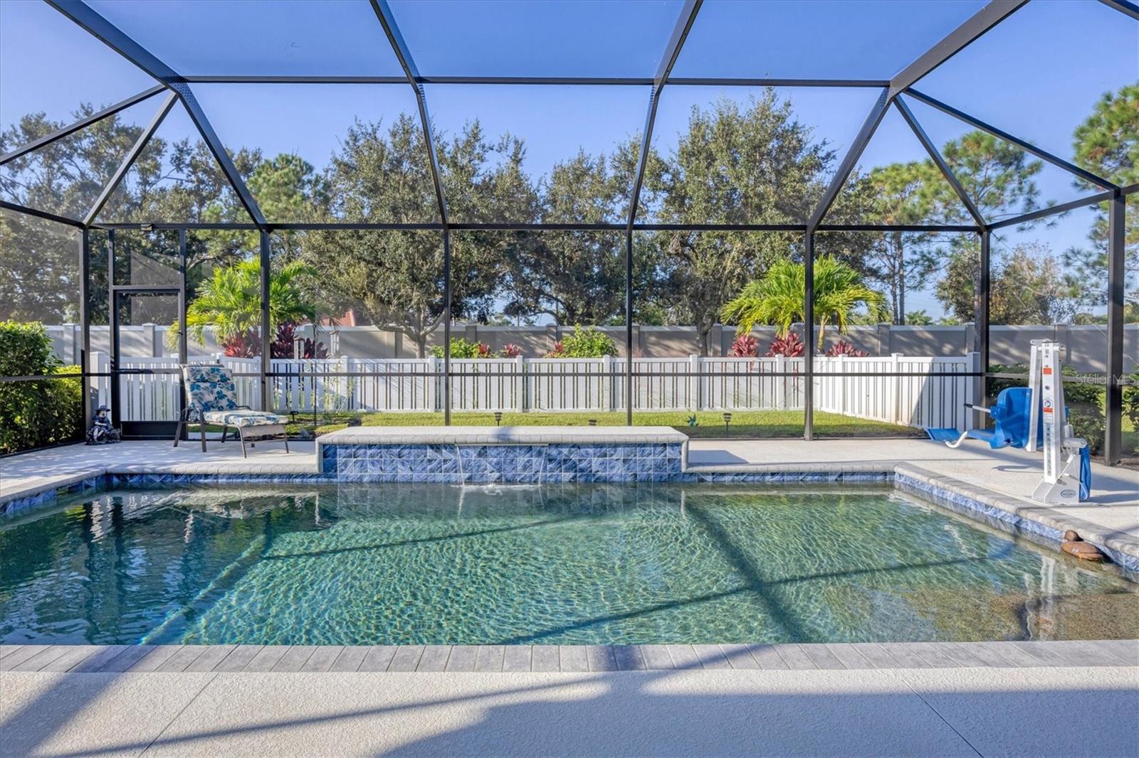 7040 WHITE WILLOW CT — photo 37
