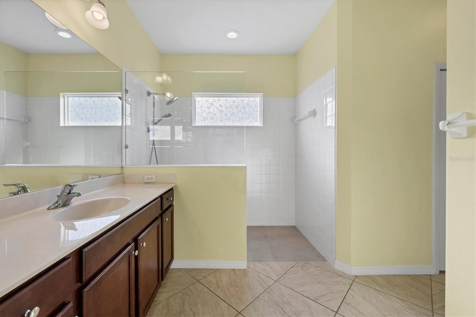 7040 WHITE WILLOW CT — photo 23