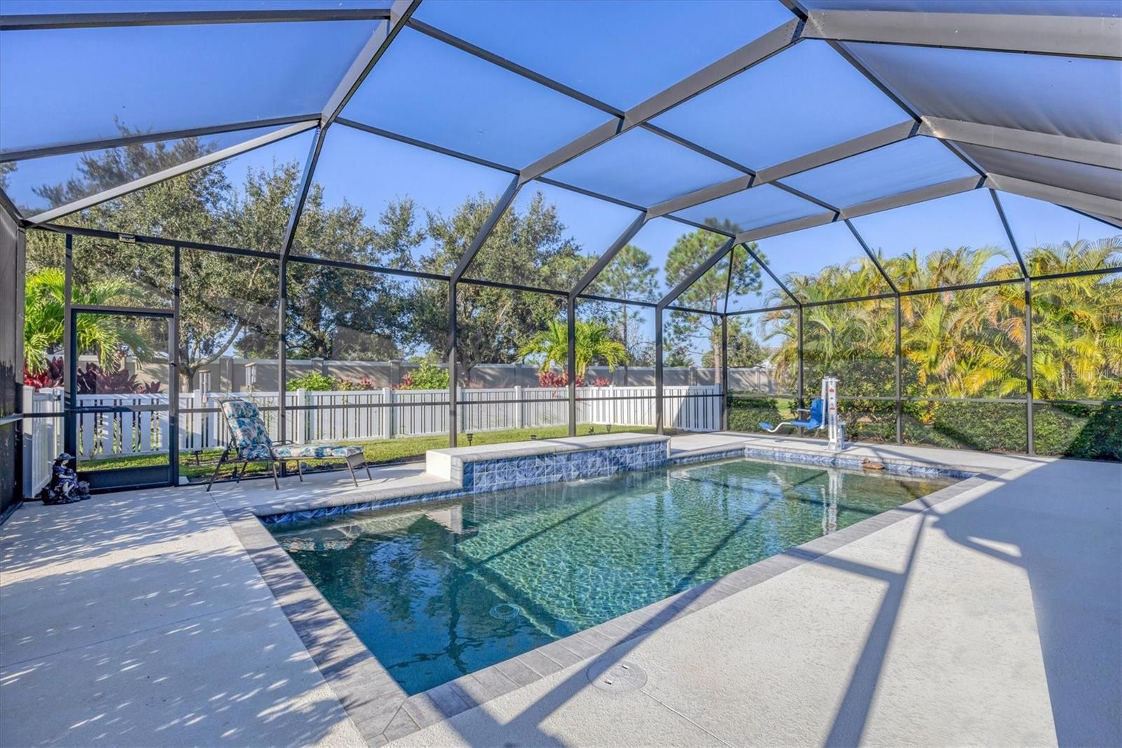 7040 WHITE WILLOW CT — photo 5