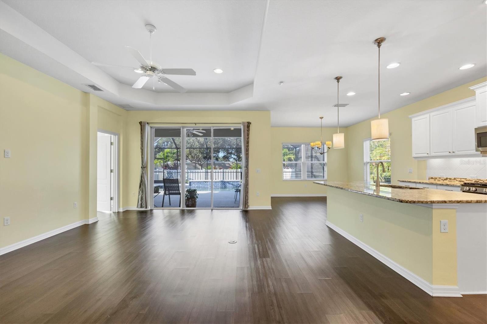 7040 WHITE WILLOW CT — photo 12