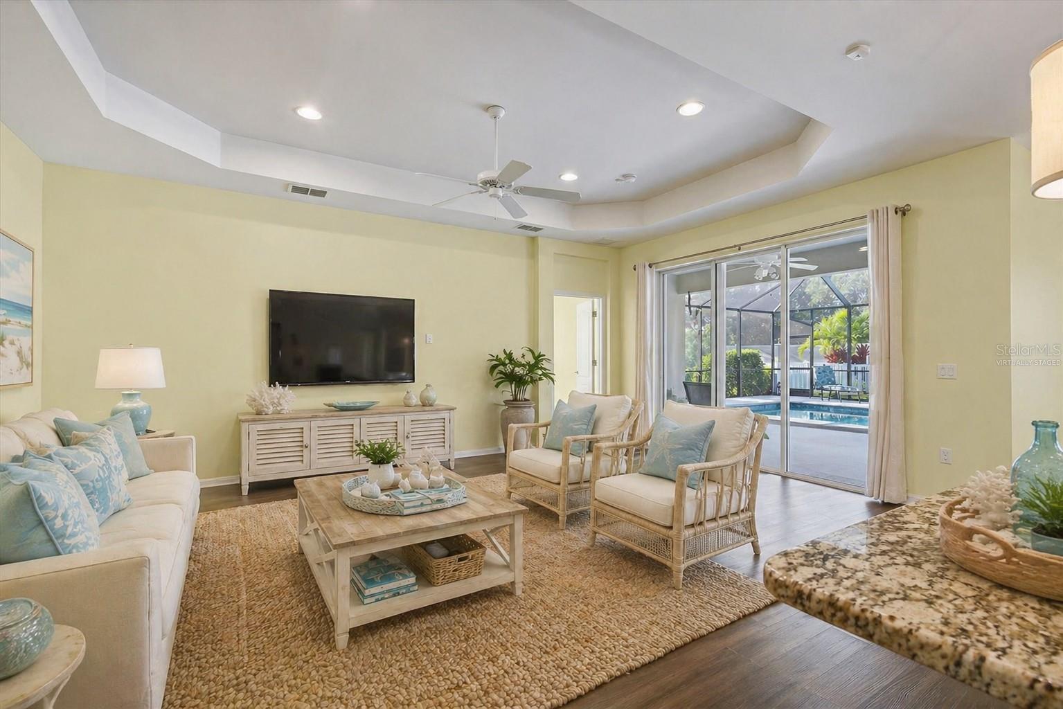 7040 WHITE WILLOW CT — photo 9