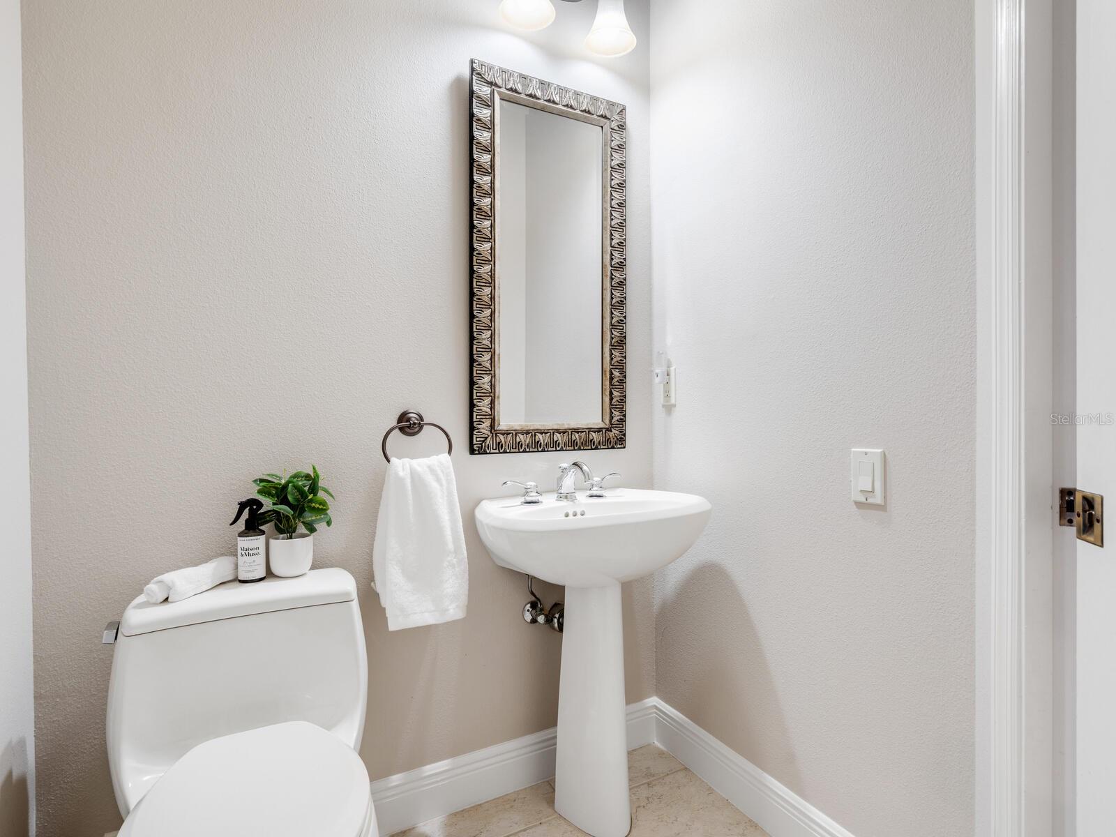 8309 FARINGTON CT — photo 51