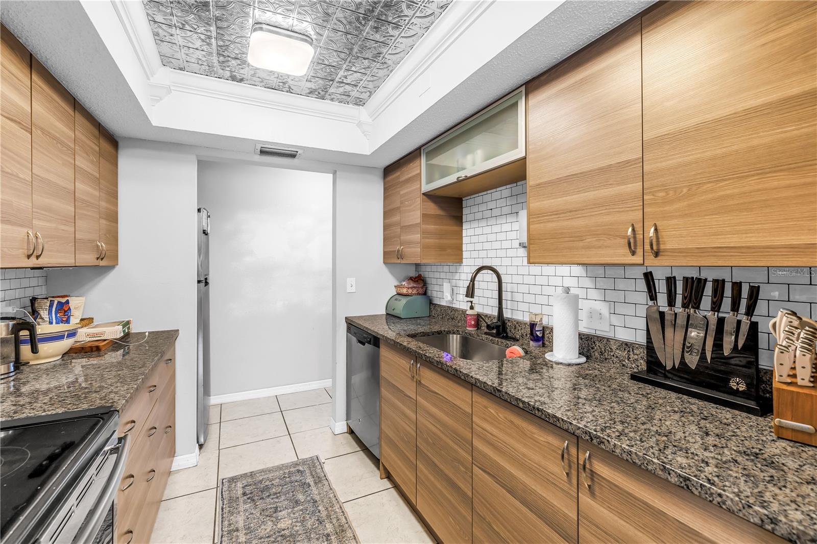 4078 GROVELAND AVE — photo 9
