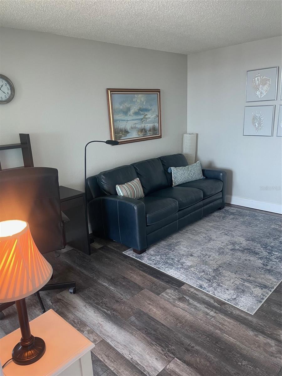 690 ISLAND WAY #1112 — photo 11