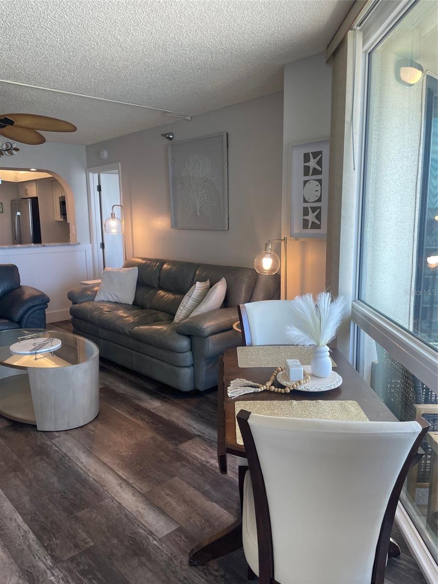 690 ISLAND WAY #1112 — photo 17