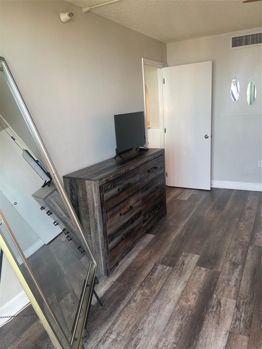 690 ISLAND WAY #1112 — photo 21