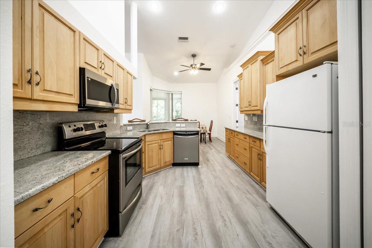 12108 HERNANDO RD — photo 17