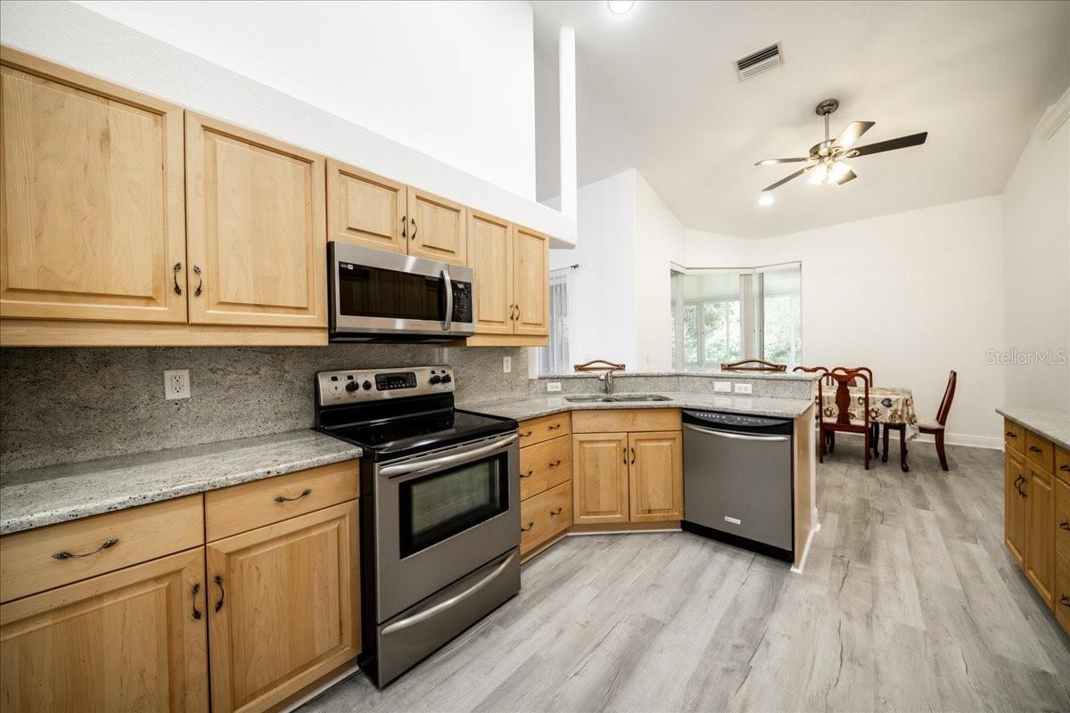 12108 HERNANDO RD — photo 18