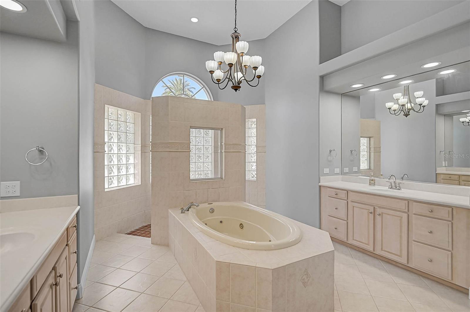 538 DOVE POINTE DR — photo 29