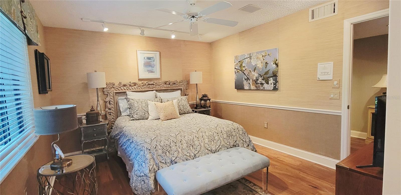 1004 OLD MILL POND RD — photo 28