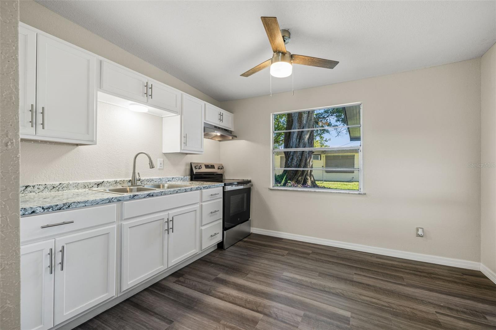 39019 HEATH DR — photo 11