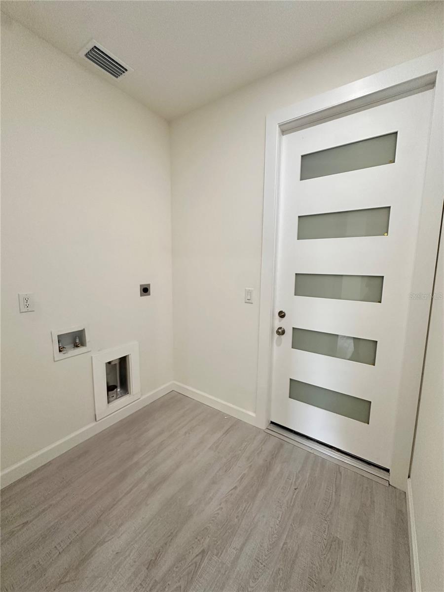 4653 SAN LUIS TER — photo 31