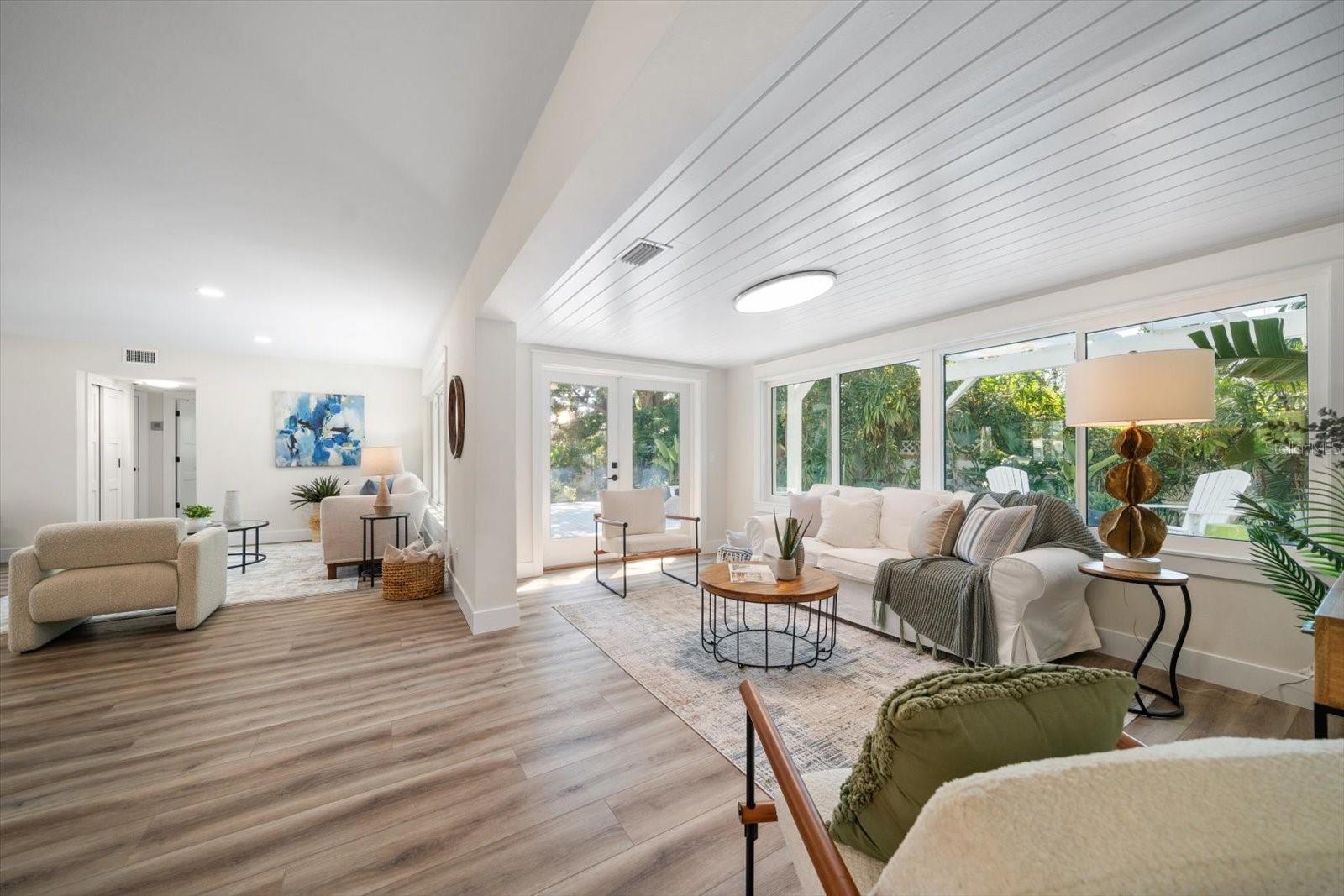 503 POINSETTIA RD — photo 17