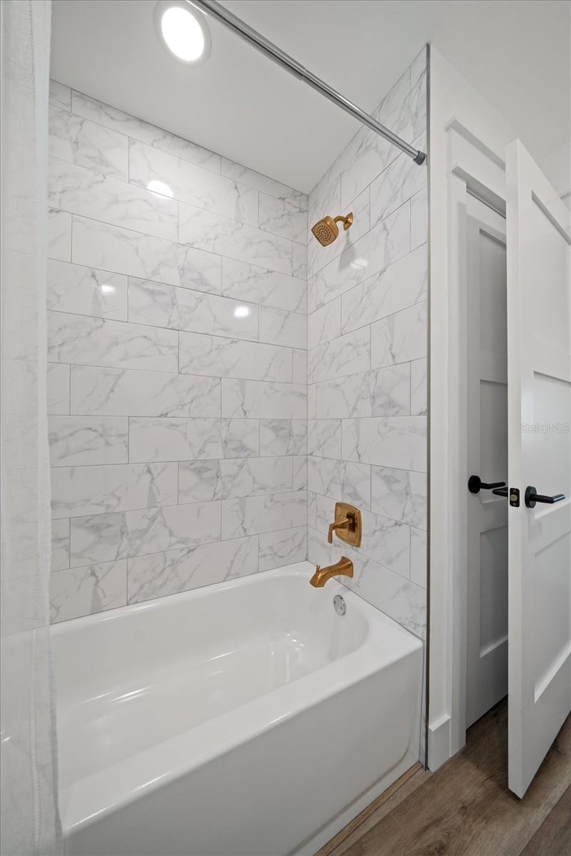 503 POINSETTIA RD — photo 35