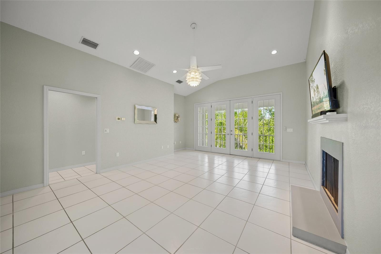 569 JUAN ANASCO DR — photo 25