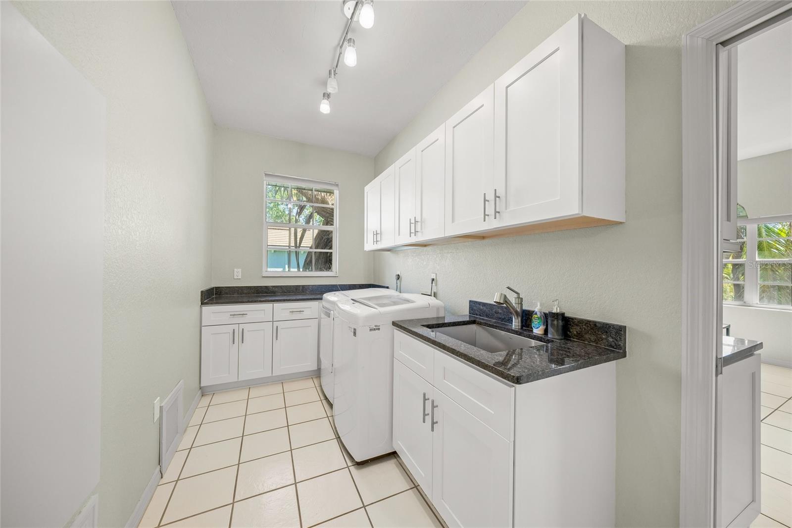 569 JUAN ANASCO DR — photo 20