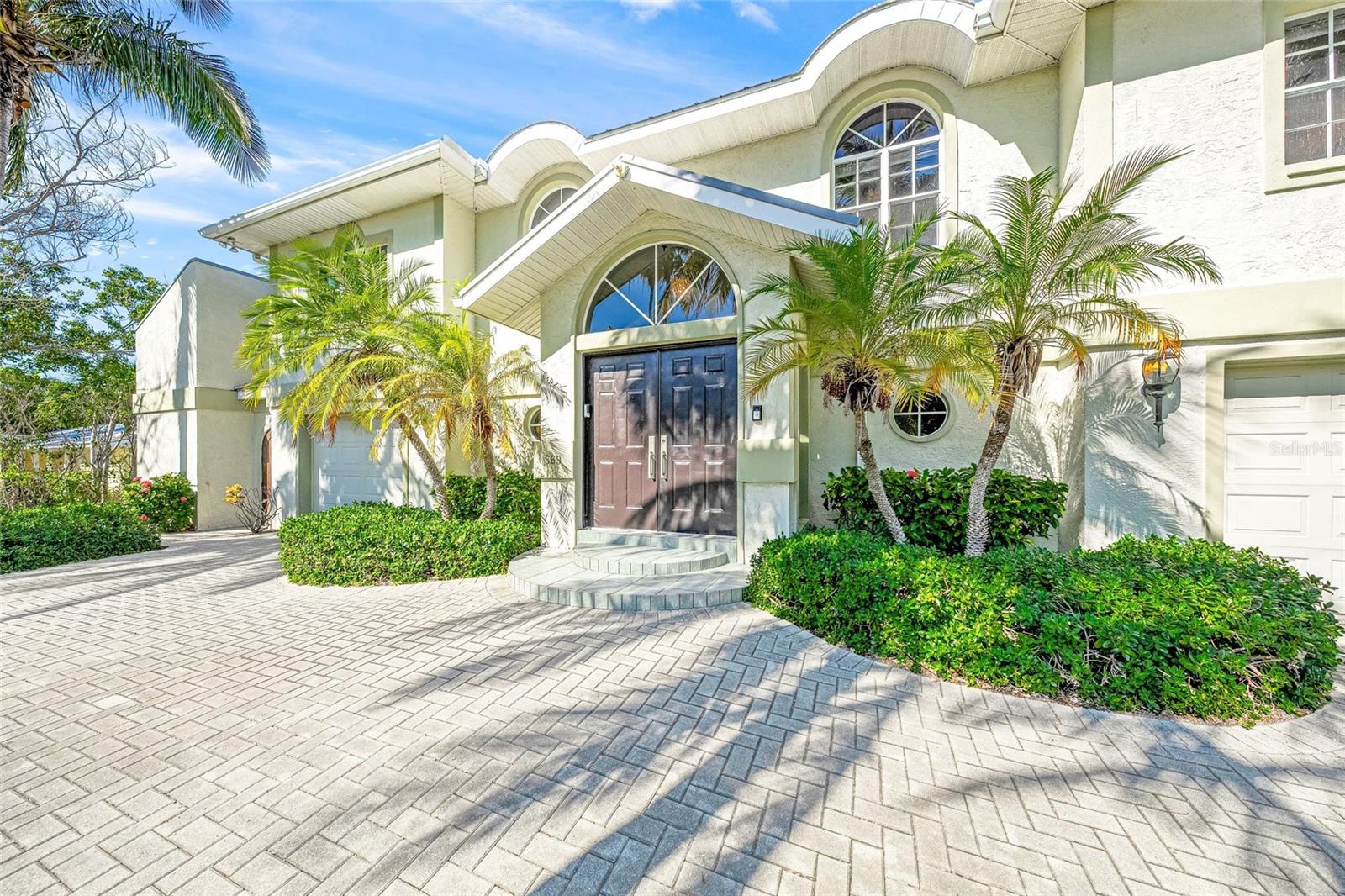 569 JUAN ANASCO DR — photo 2