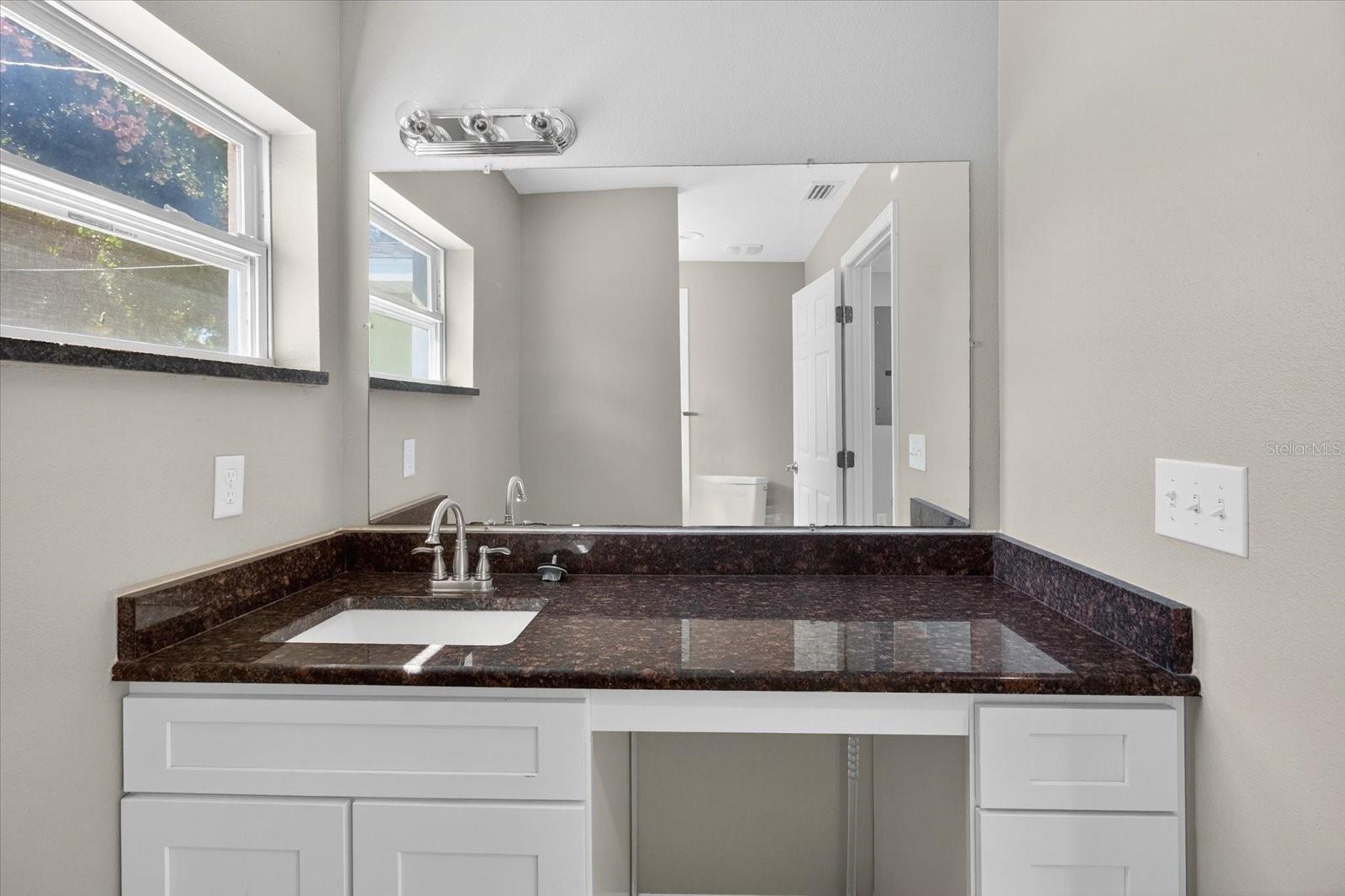 5352 TANGERINE DR — photo 37