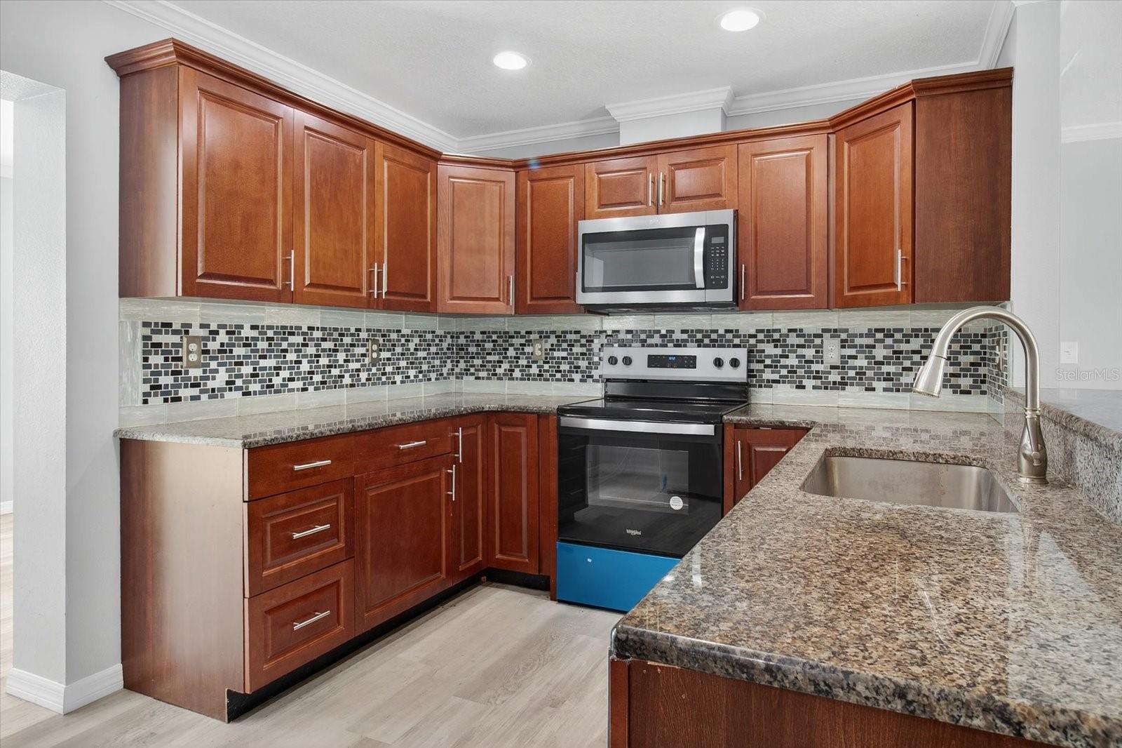 5352 TANGERINE DR — photo 13