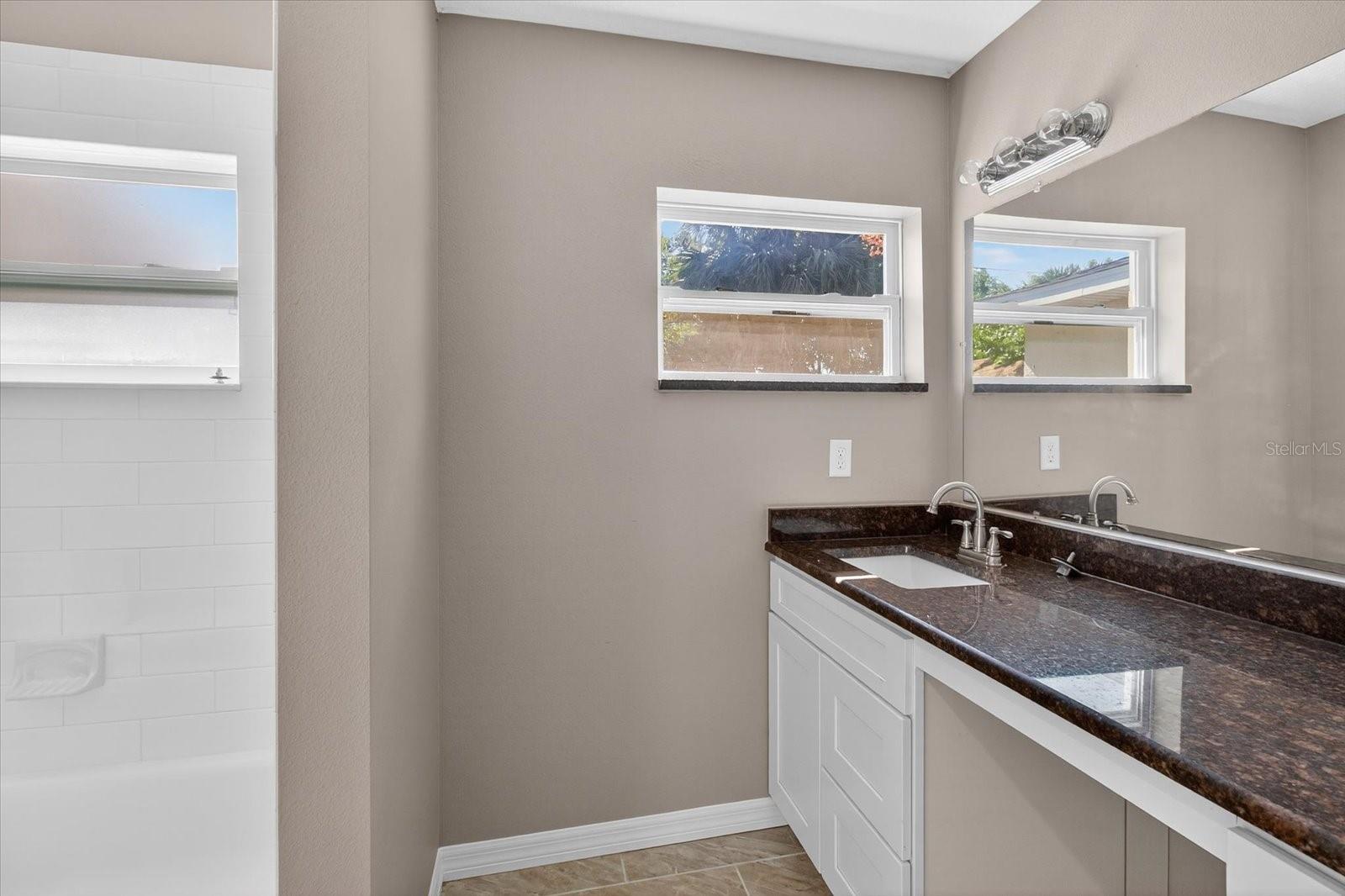5352 TANGERINE DR — photo 38