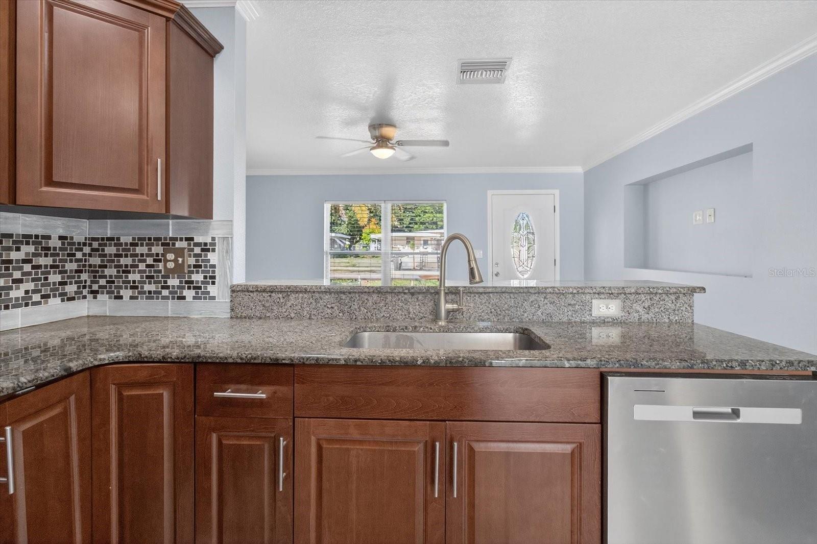 5352 TANGERINE DR — photo 15