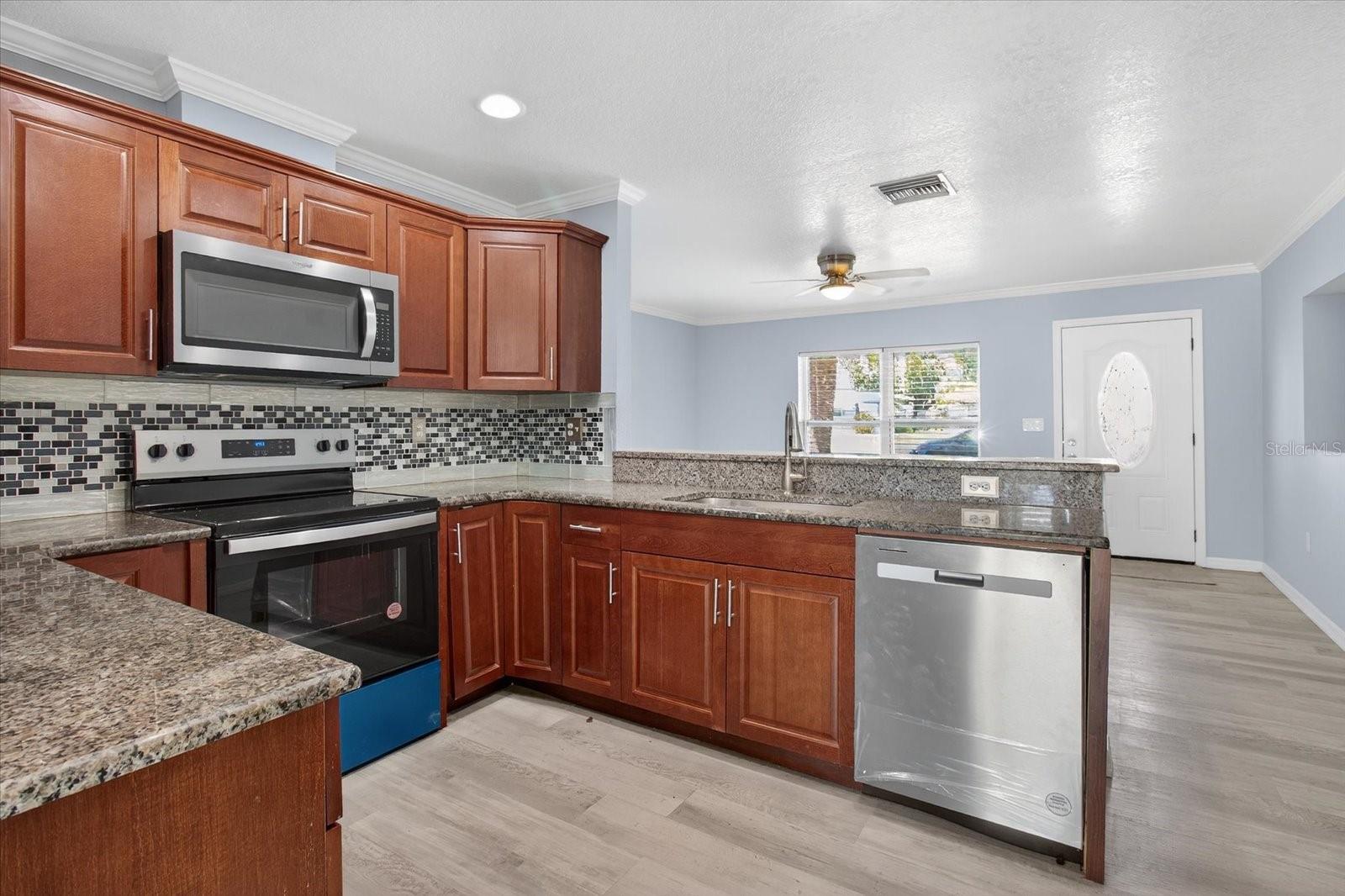 5352 TANGERINE DR — photo 14