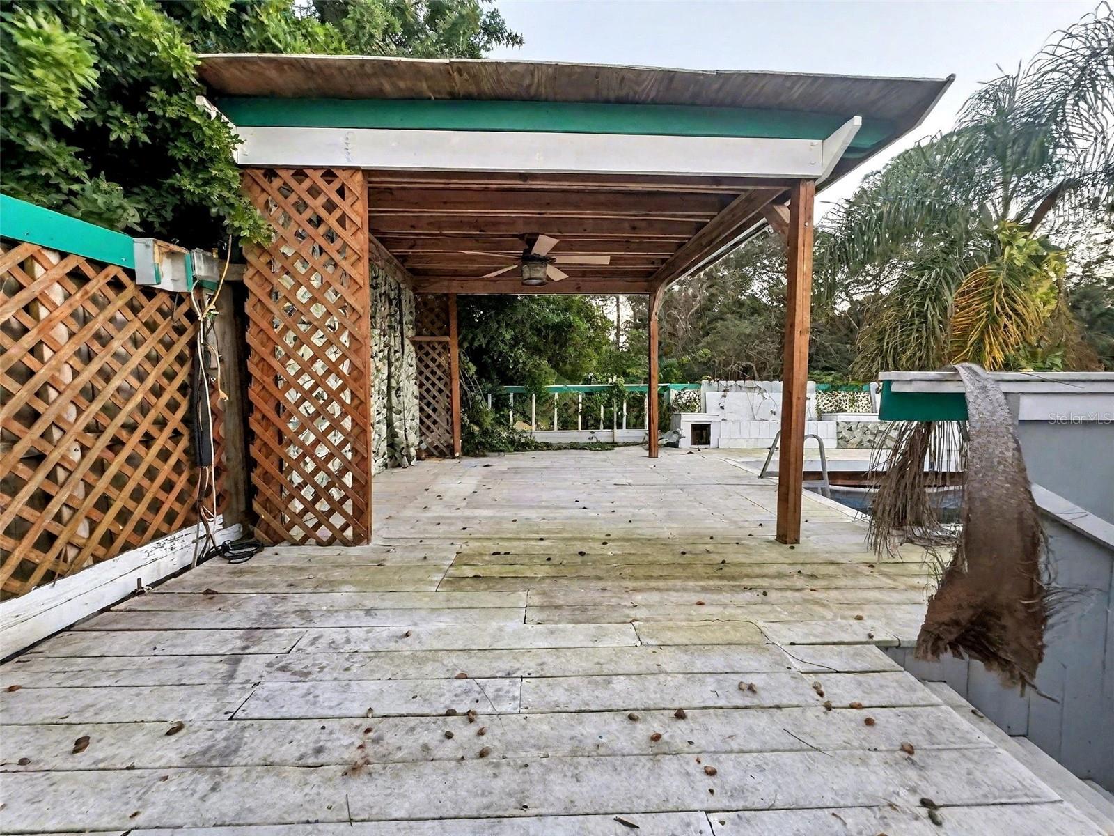 6134 WESTPORT DR — photo 36