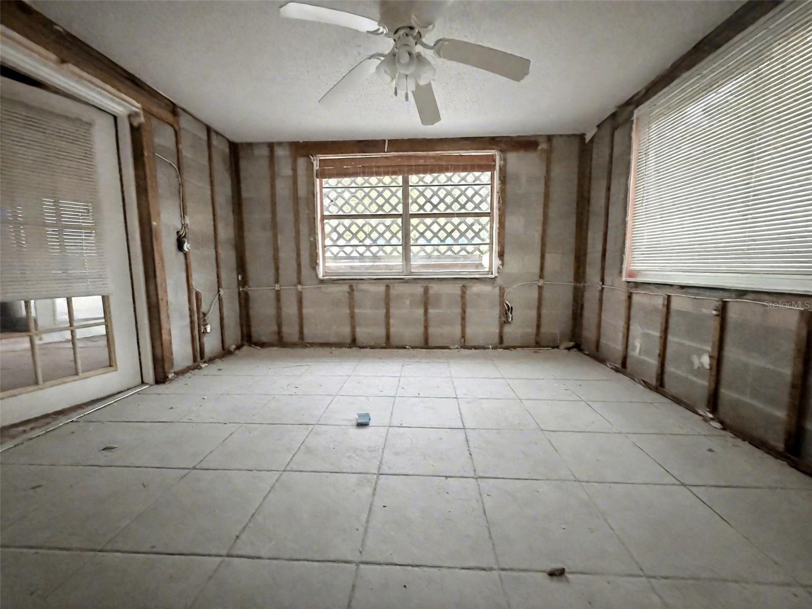 6134 WESTPORT DR — photo 27