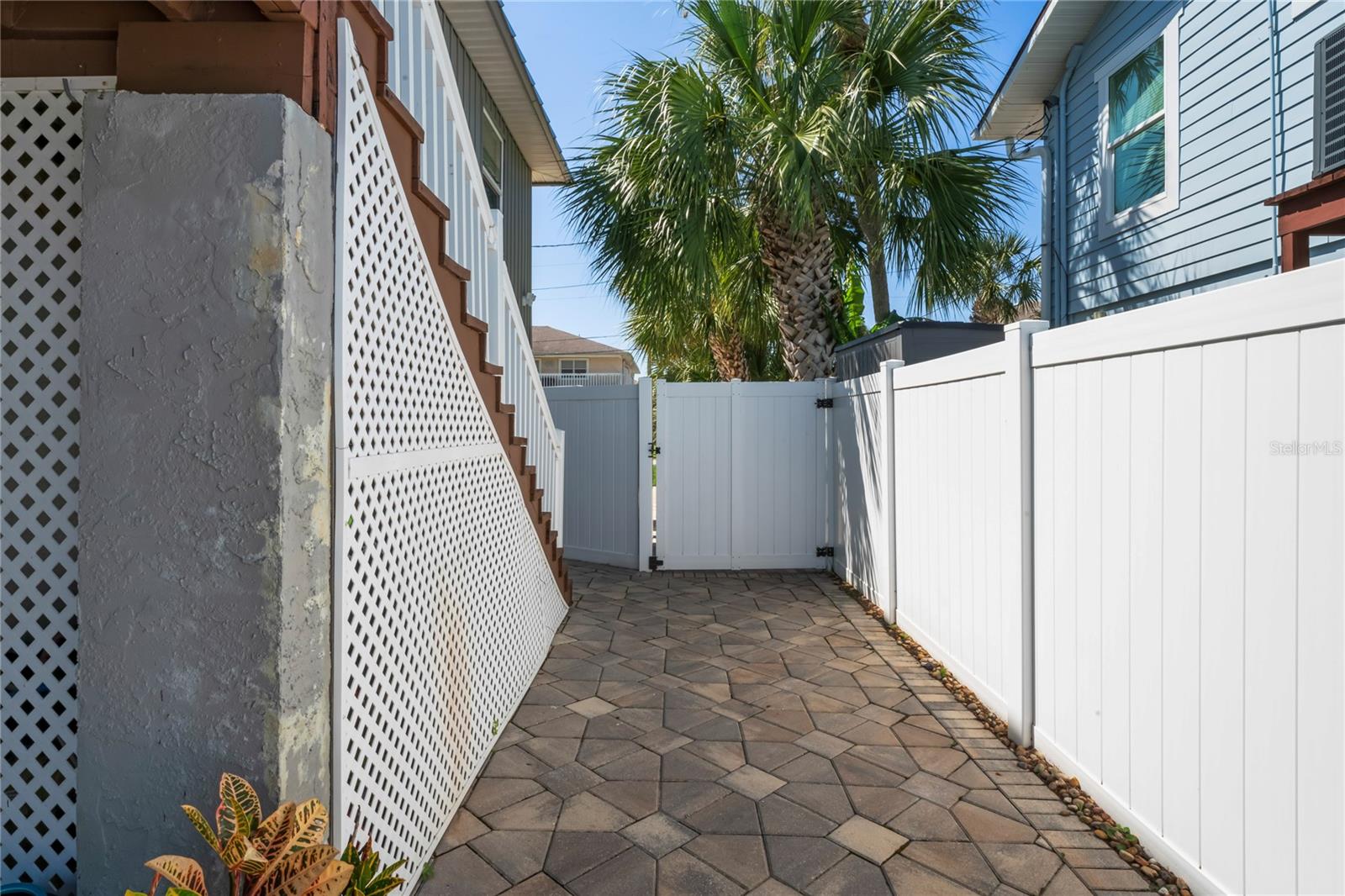 6603 DRIFTWOOD DR — photo 56