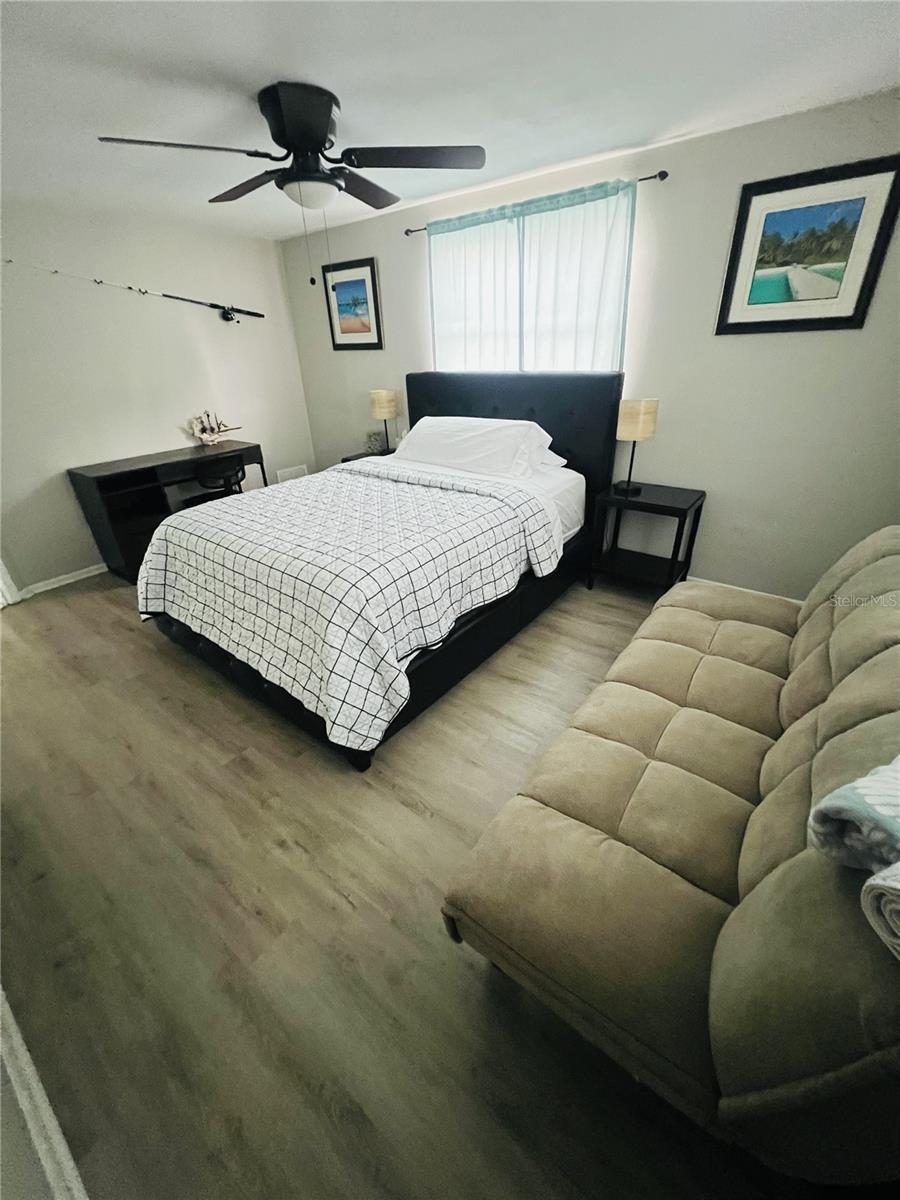7705 ILEX DR — photo 4