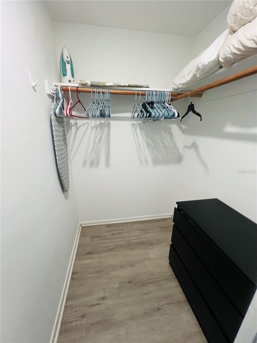 7705 ILEX DR — photo 5