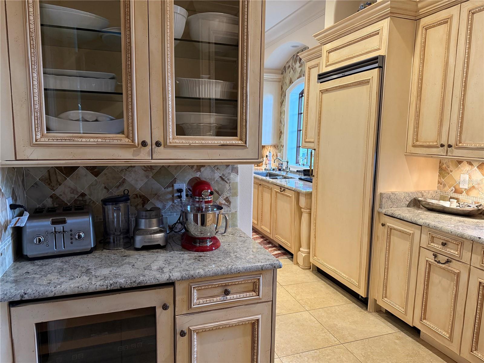 829 BRUCE AVE — photo 12