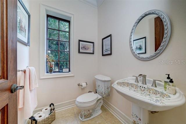 829 BRUCE AVE — photo 24