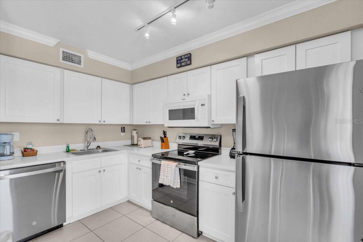 5841 GULF OF MEXICO DR #244 — photo 14