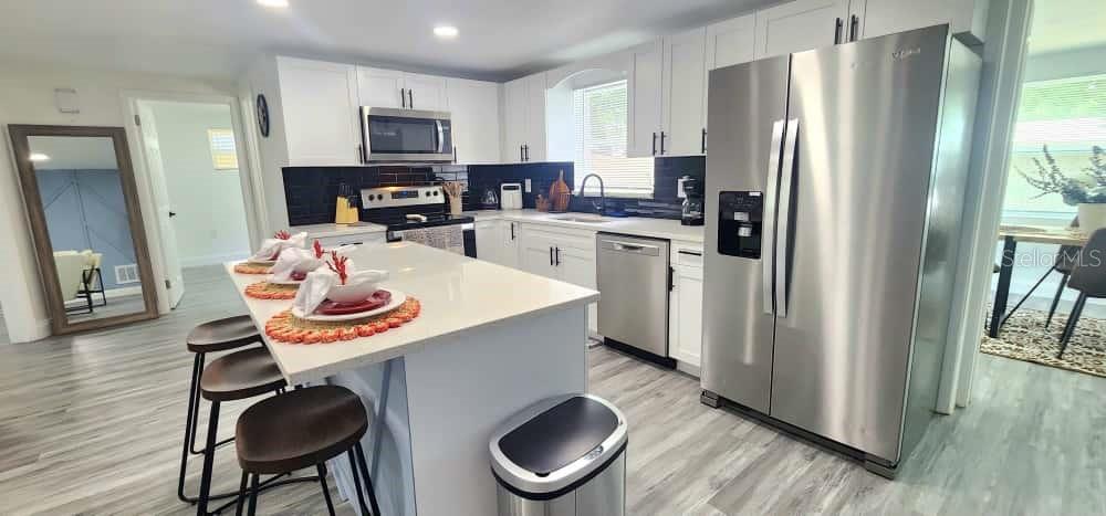 4012 VALENCIA DR — photo 8