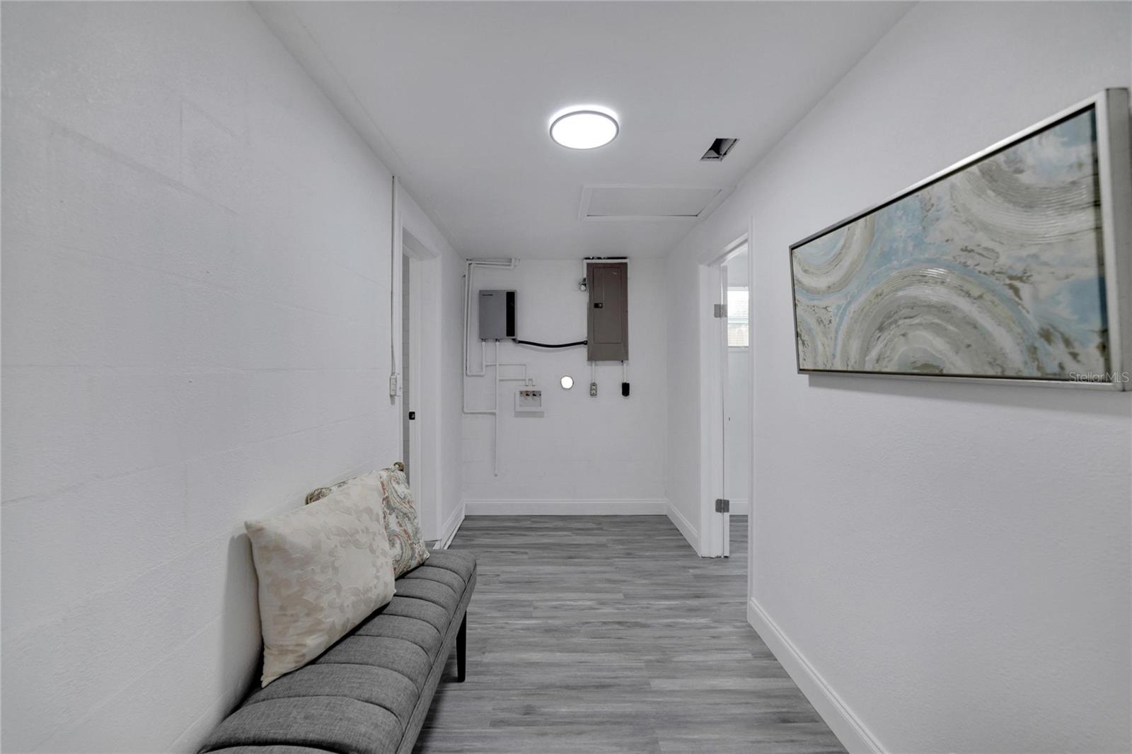 4012 VALENCIA DR — photo 19