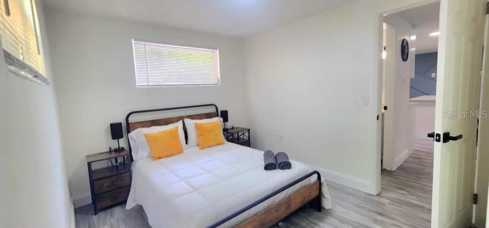 4012 VALENCIA DR — photo 16