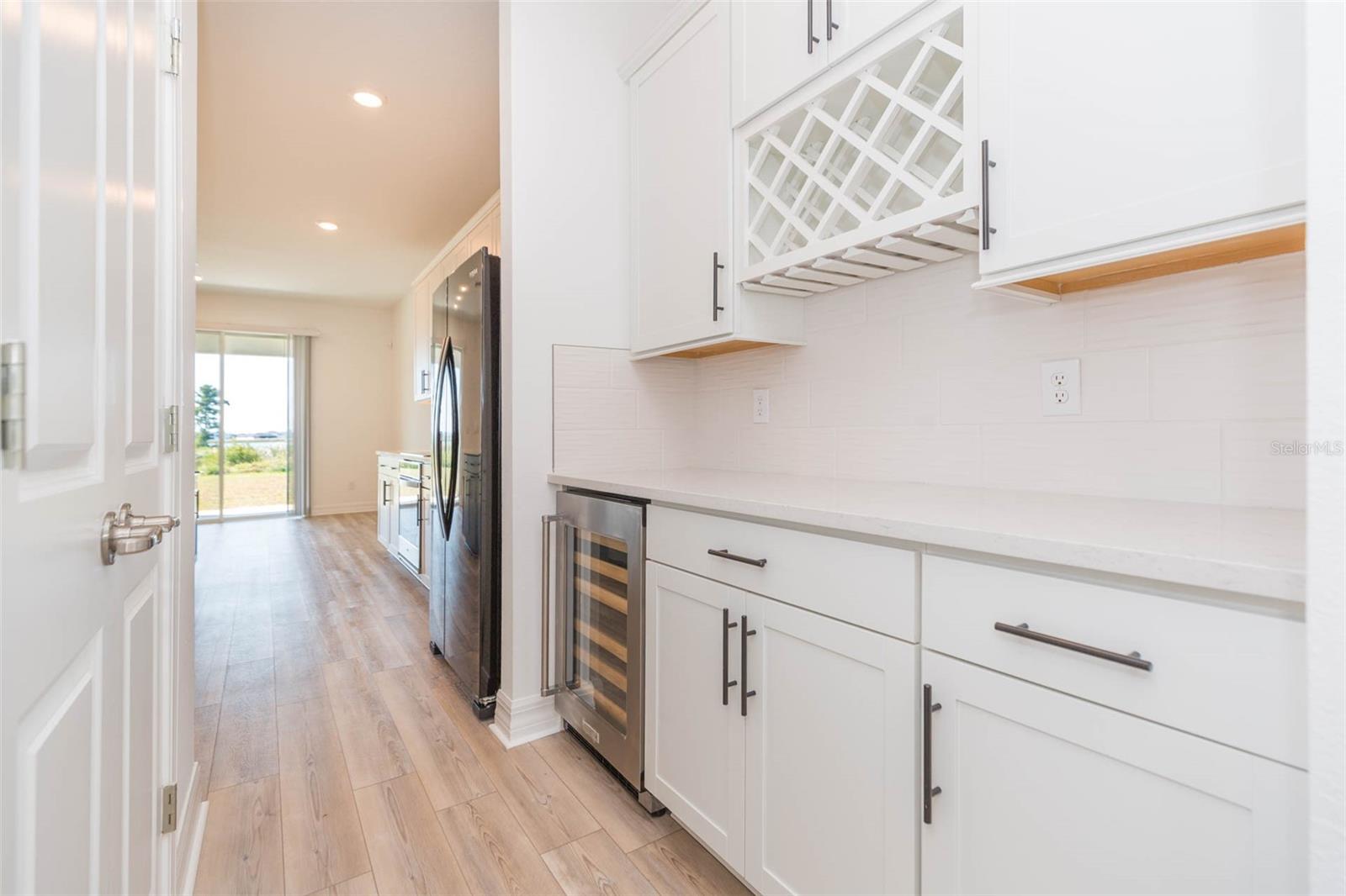 9503 IBIS GROVE BLVD — photo 4