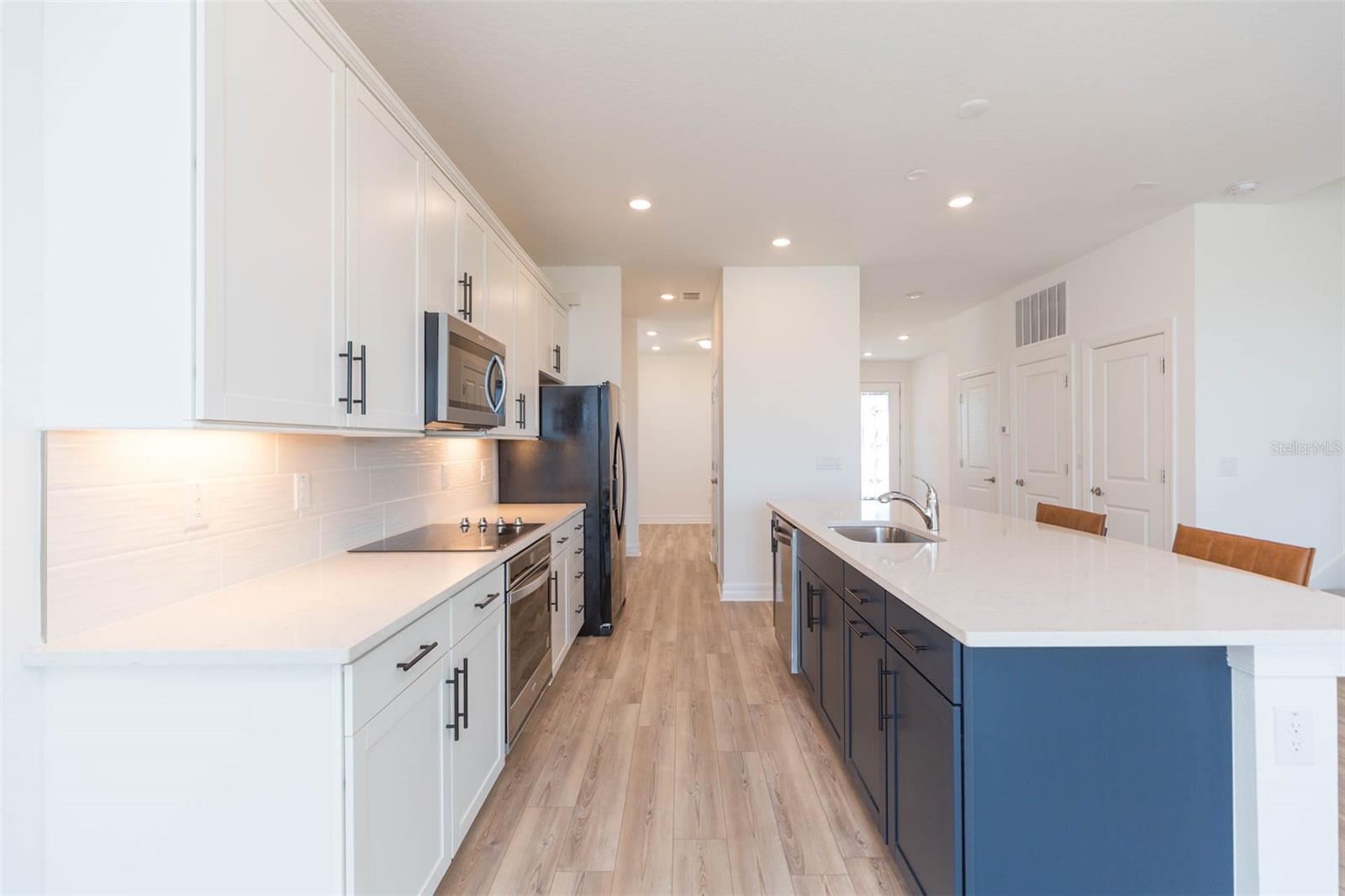 9503 IBIS GROVE BLVD — photo 6