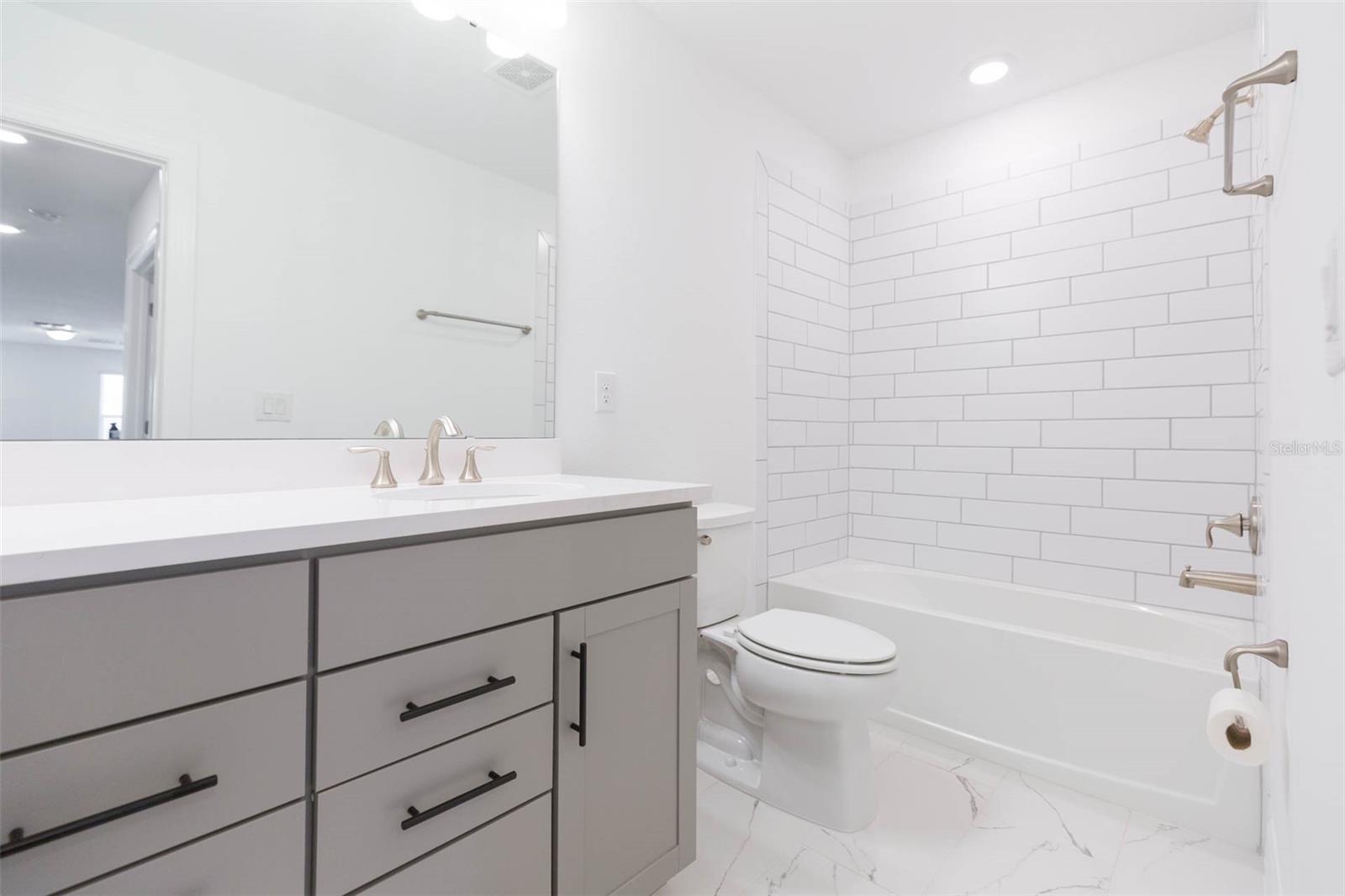 9503 IBIS GROVE BLVD — photo 19